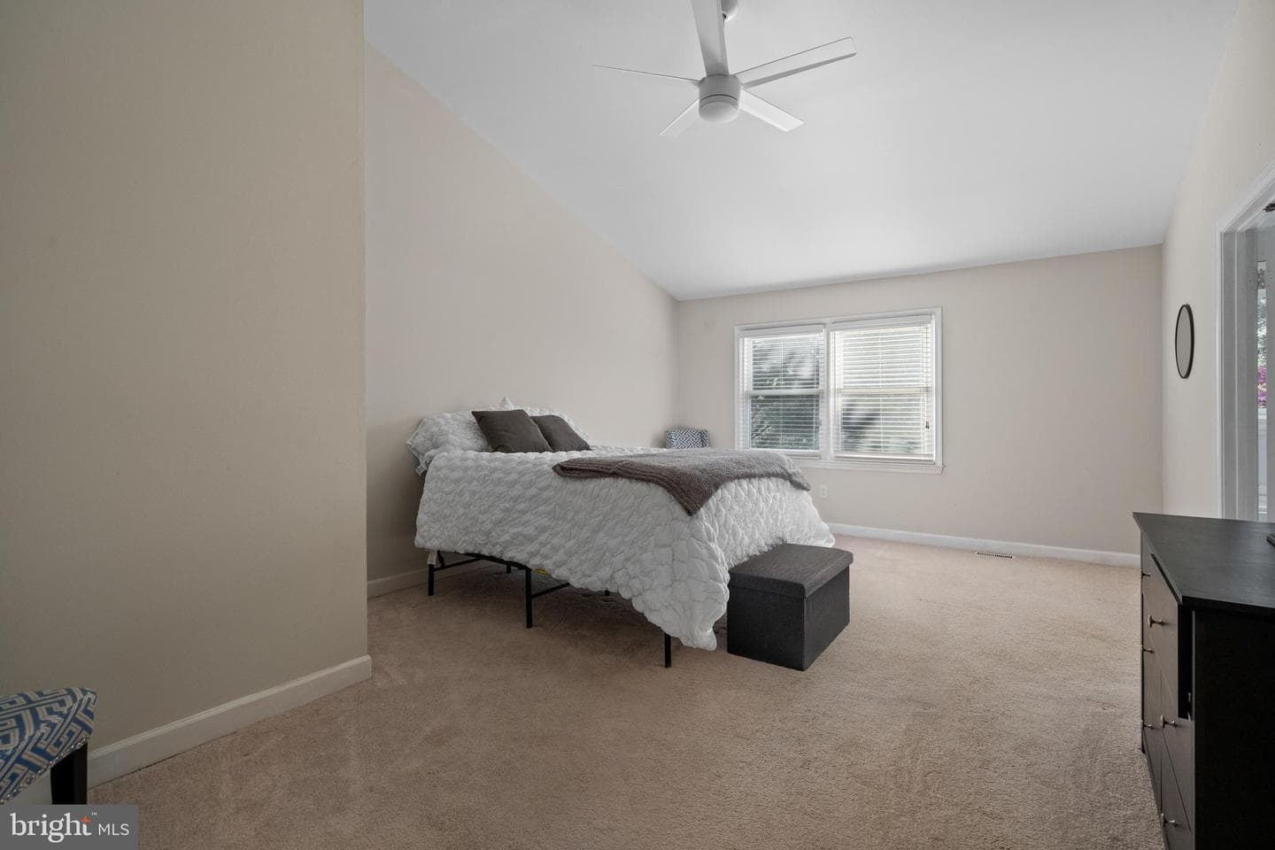 6062 Estates Drive photo 14