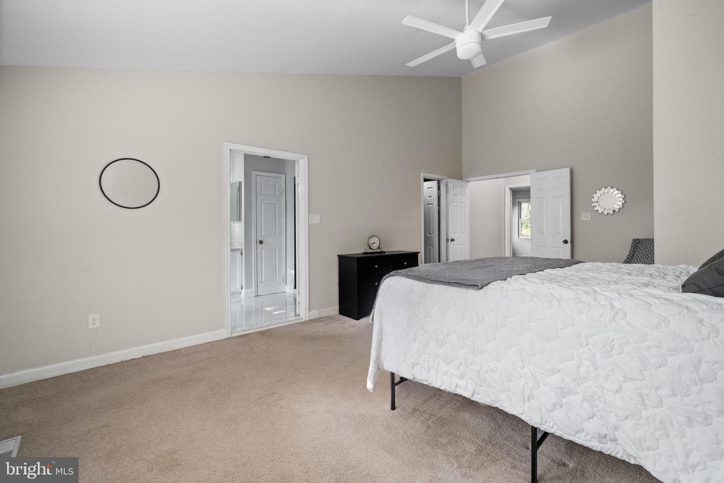 6062 Estates Drive photo 15