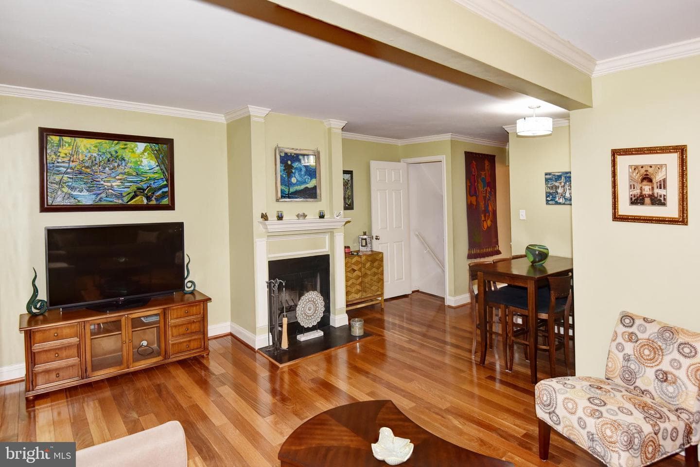 2423 Alsop Court photo 8