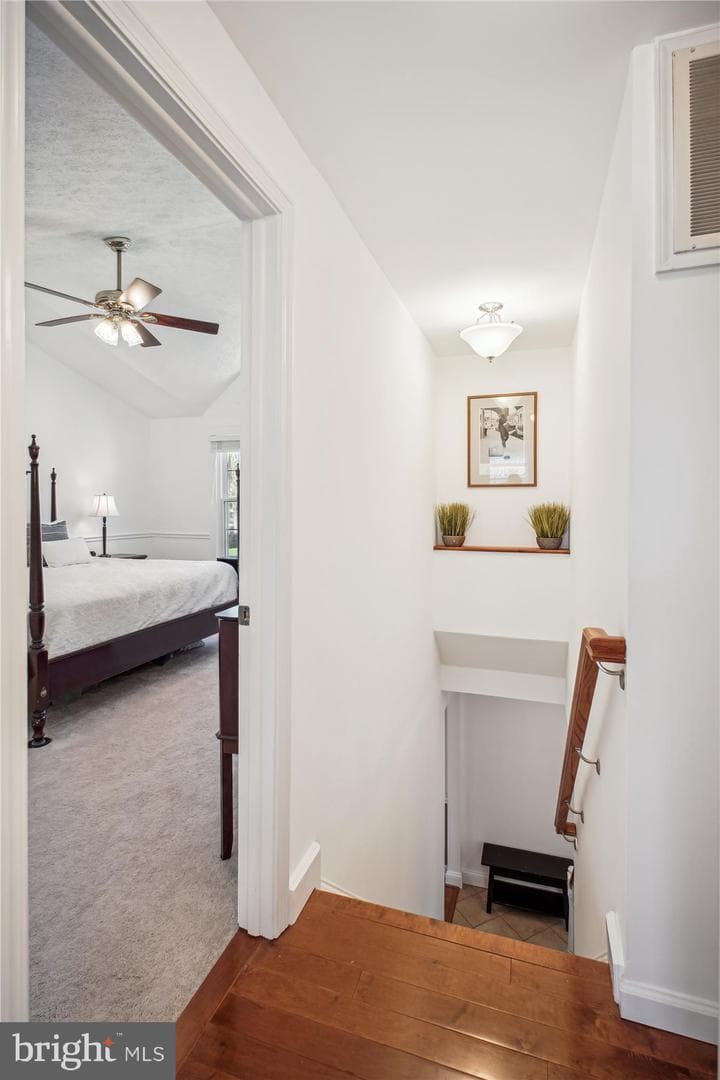 13111 Cross Keys Court photo 21