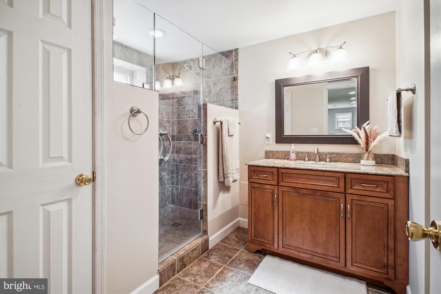 13111 Cross Keys Court photo 43