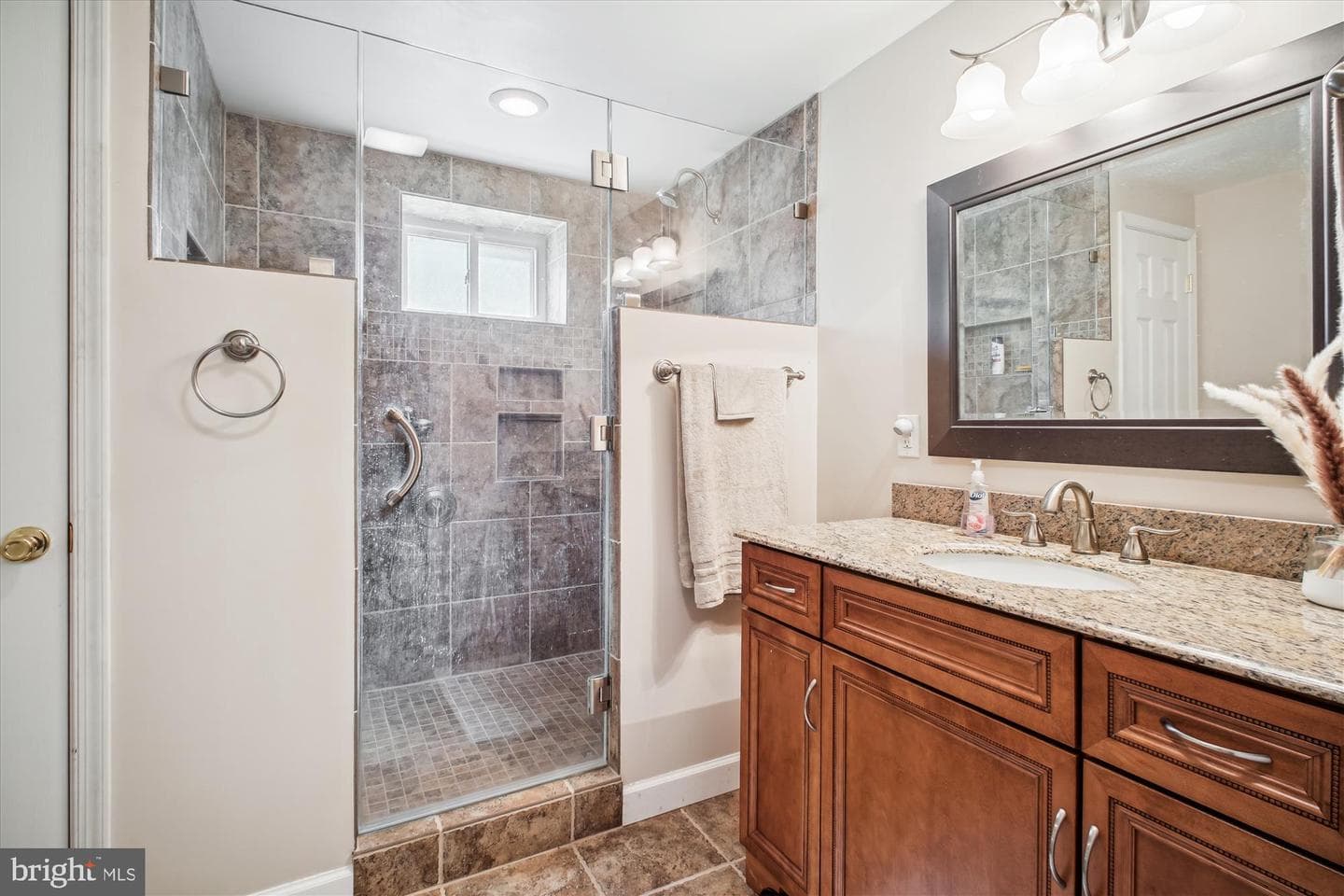 13111 Cross Keys Court photo 44