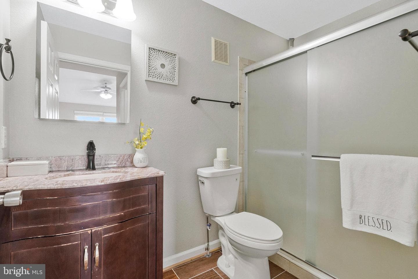 4604 Superior Square photo 18