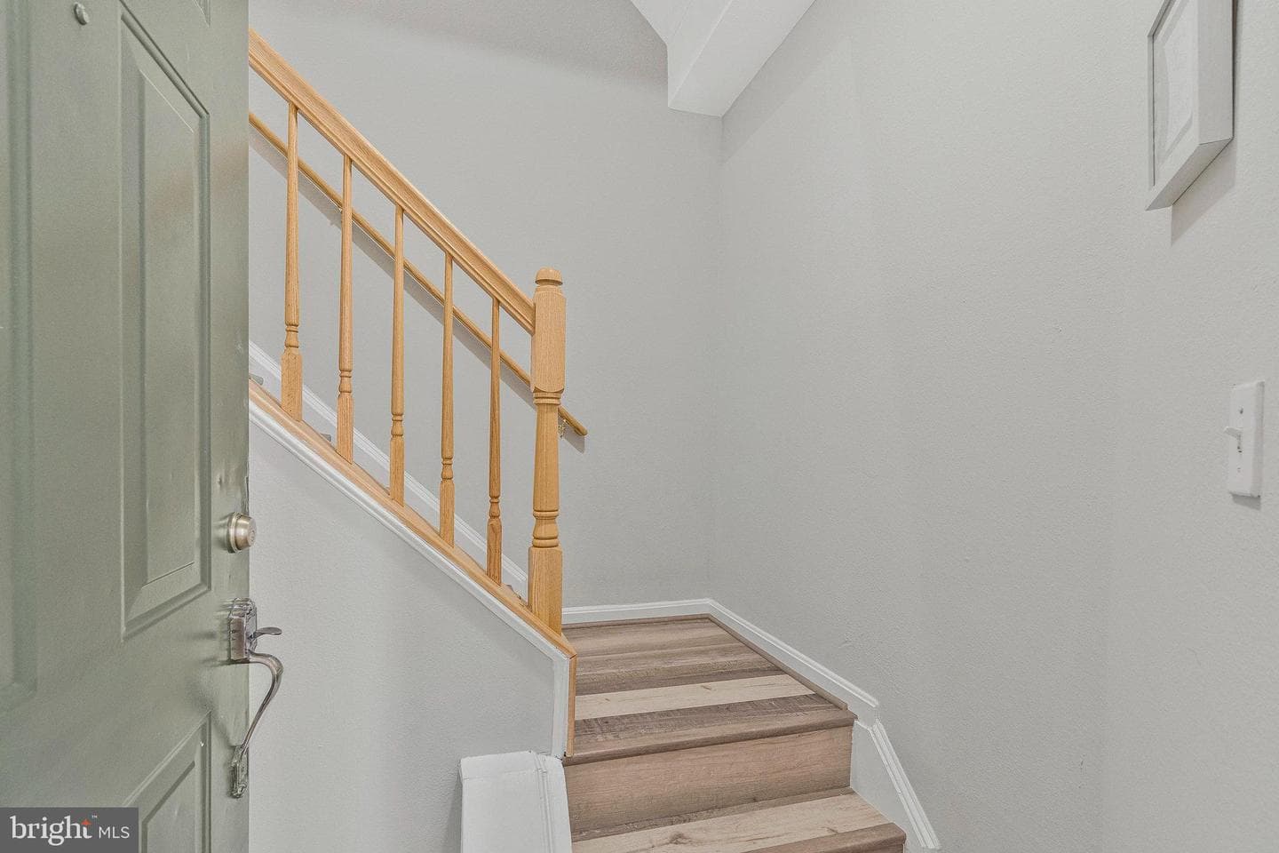 4604 Superior Square photo 25