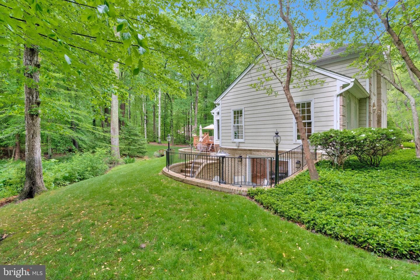 10606 Canterberry Road photo 77