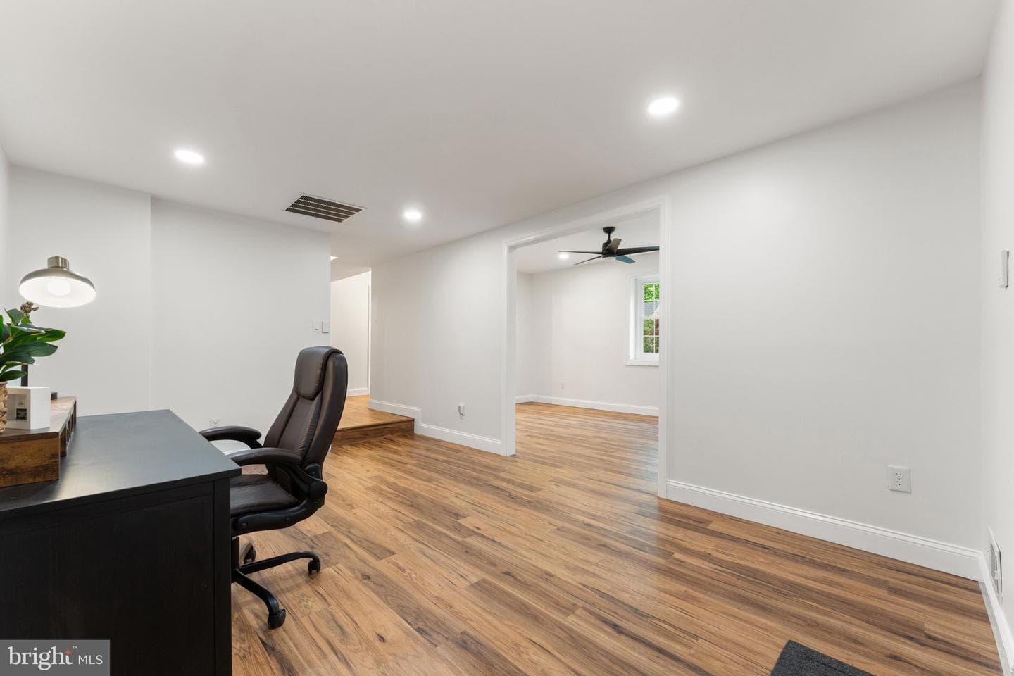 4906 Heversham Court photo 27