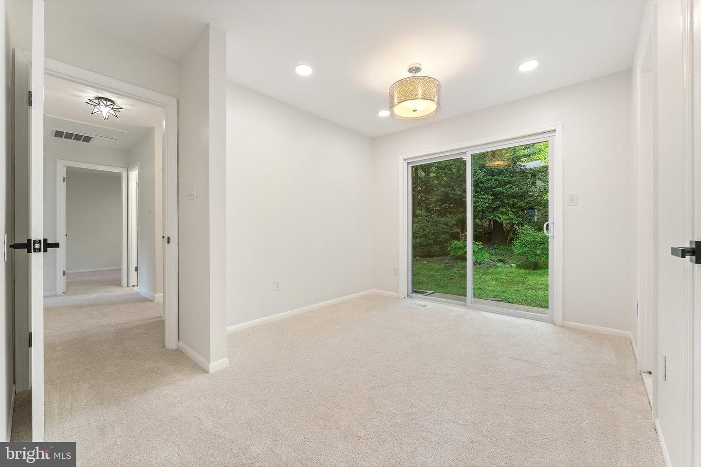 4906 Heversham Court photo 35