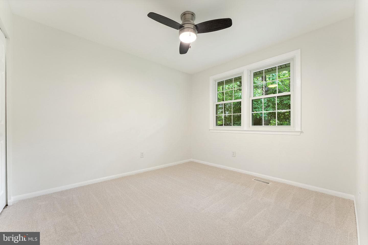 4906 Heversham Court photo 46