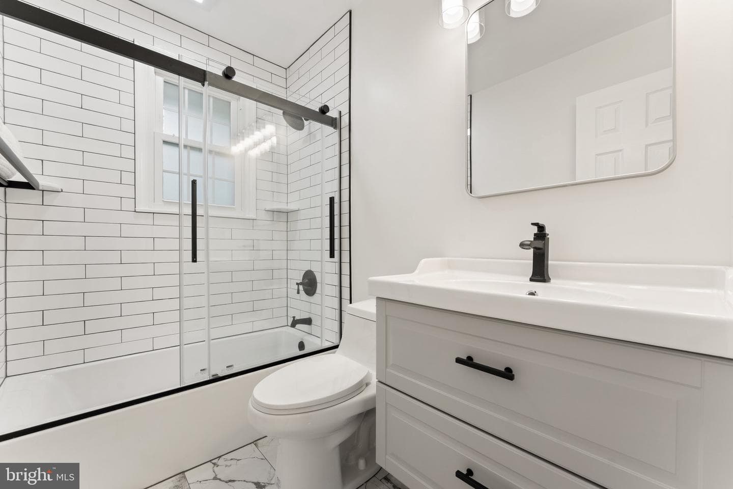 4906 Heversham Court photo 48