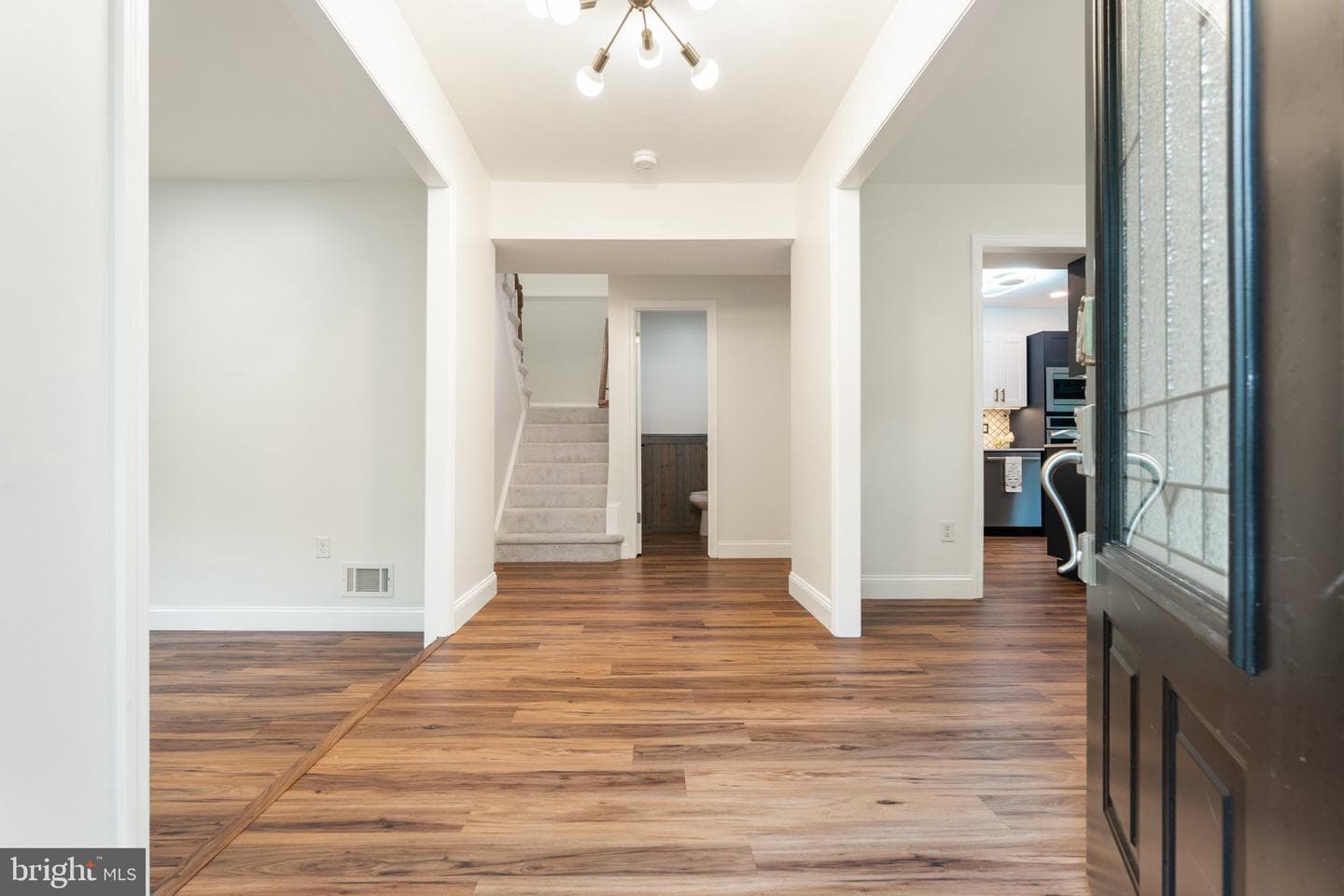 4906 Heversham Court photo 5
