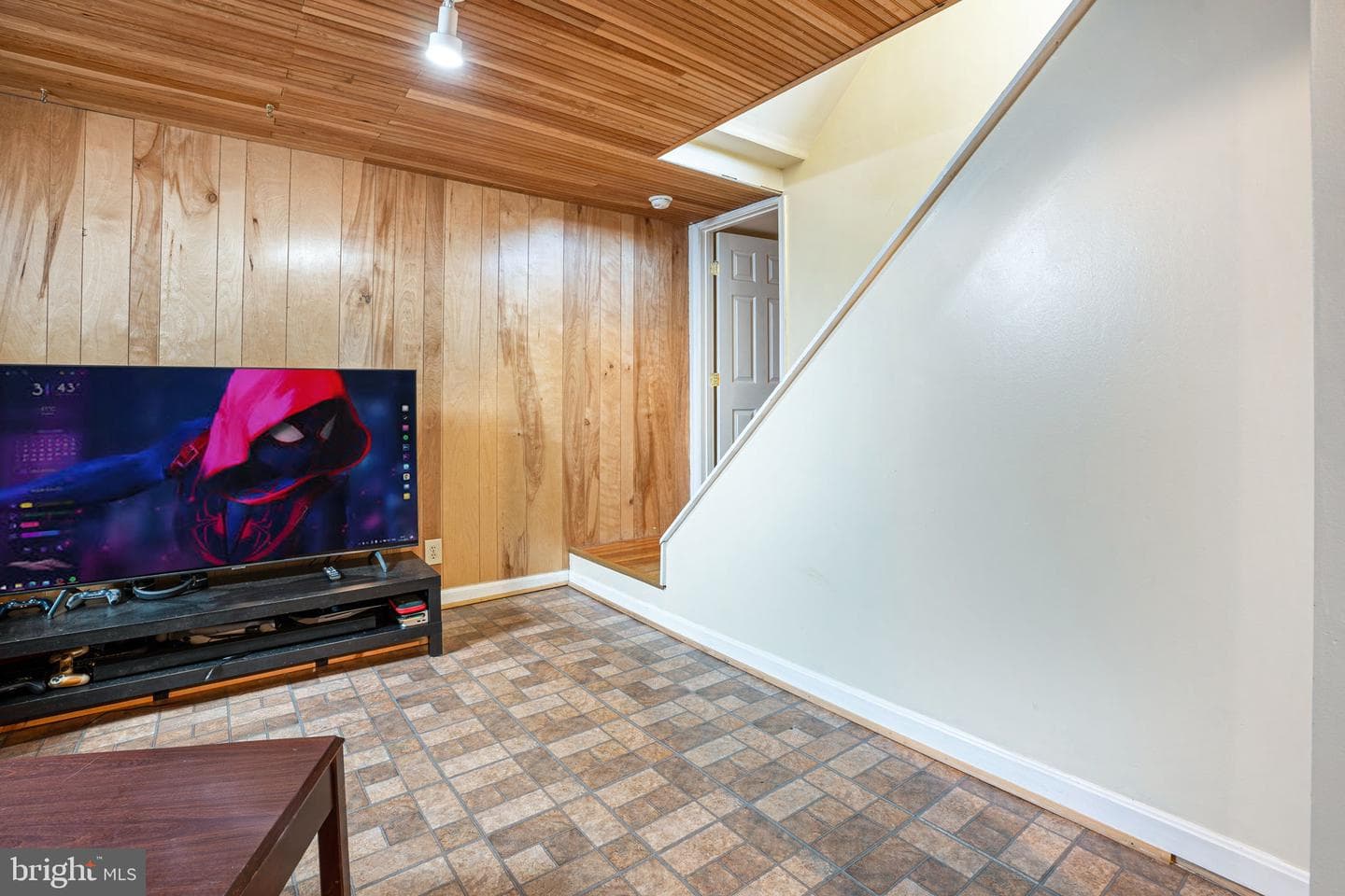 7647 Fallswood Way photo 4