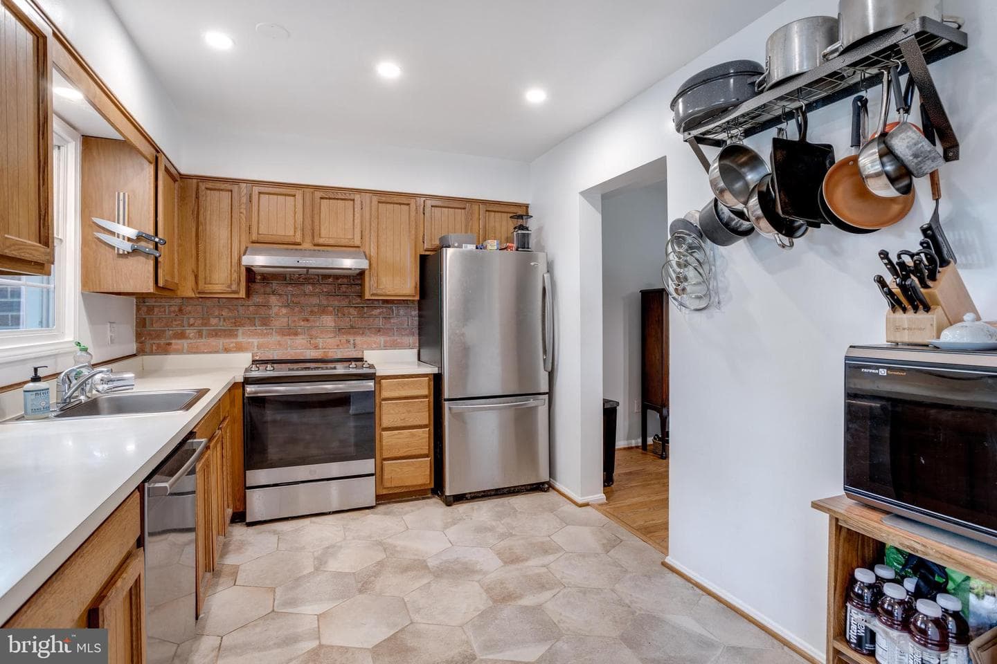 8502 Forrester Boulevard #877 photo 2