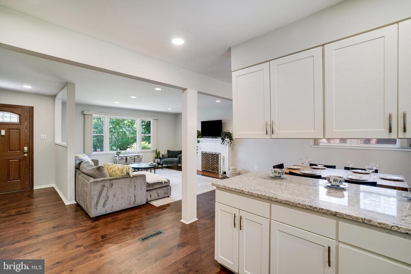 4705 Exeter Street photo 23