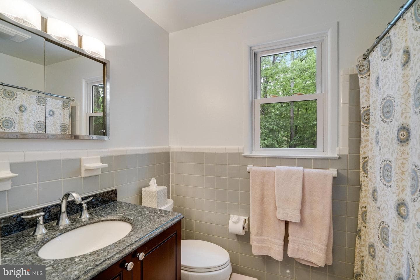 4705 Exeter Street photo 39