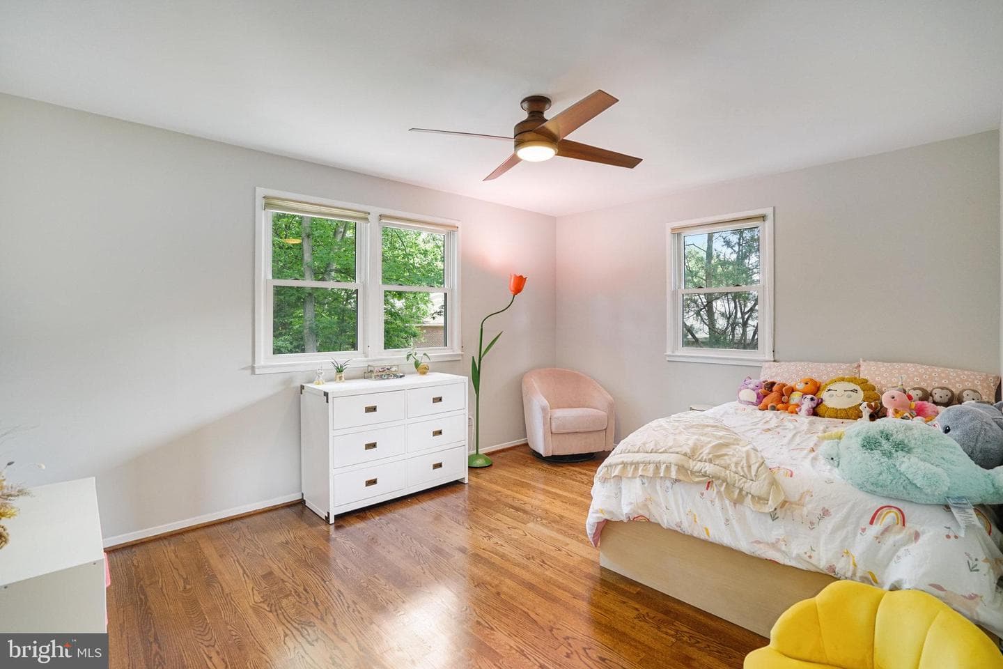4705 Exeter Street photo 8