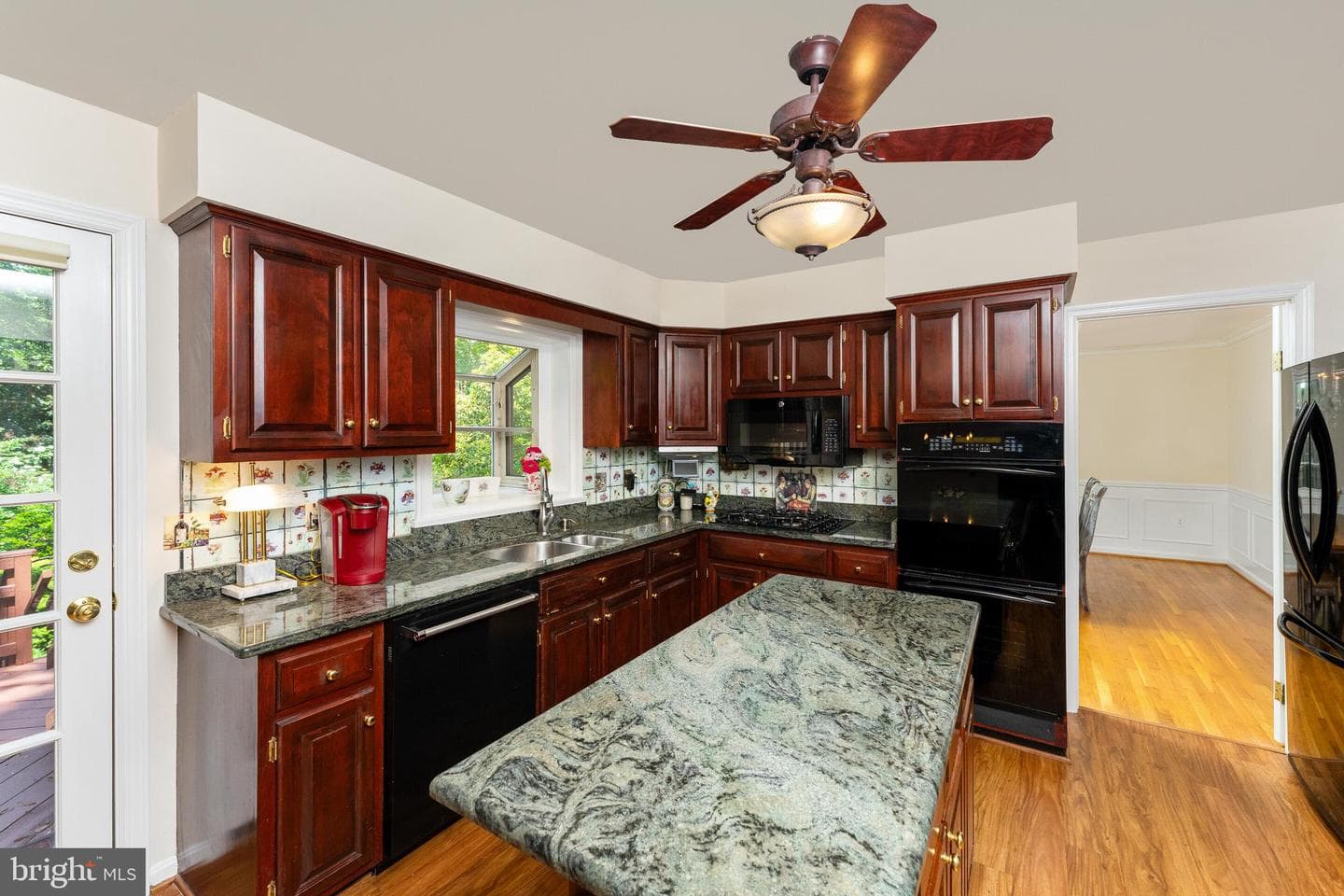 7223 Van Ness Court photo 10
