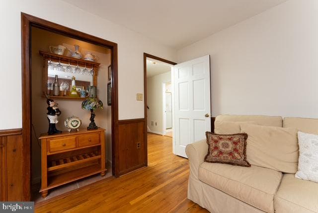 7223 Van Ness Court photo 14