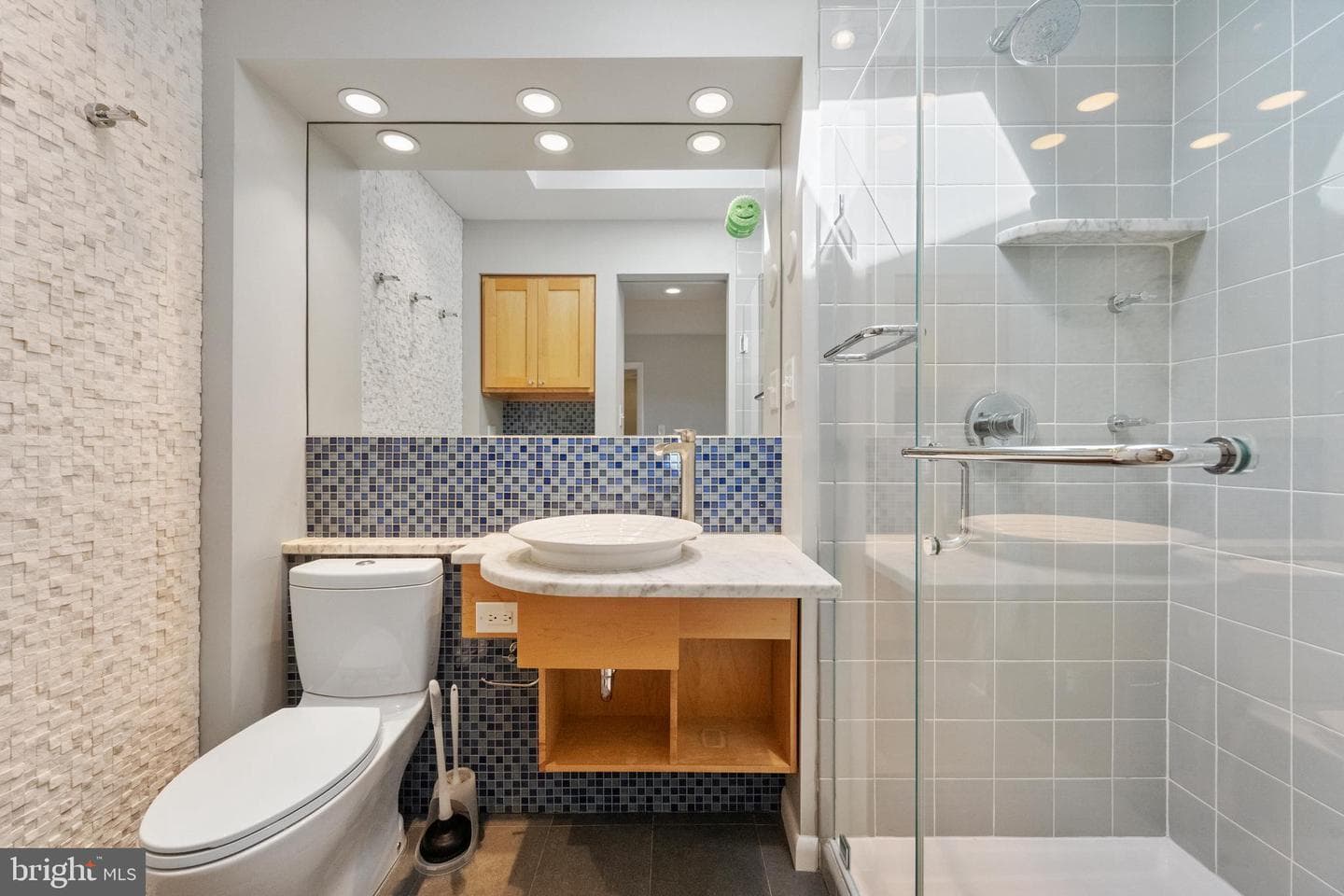 1623 Nathan Lane photo 19