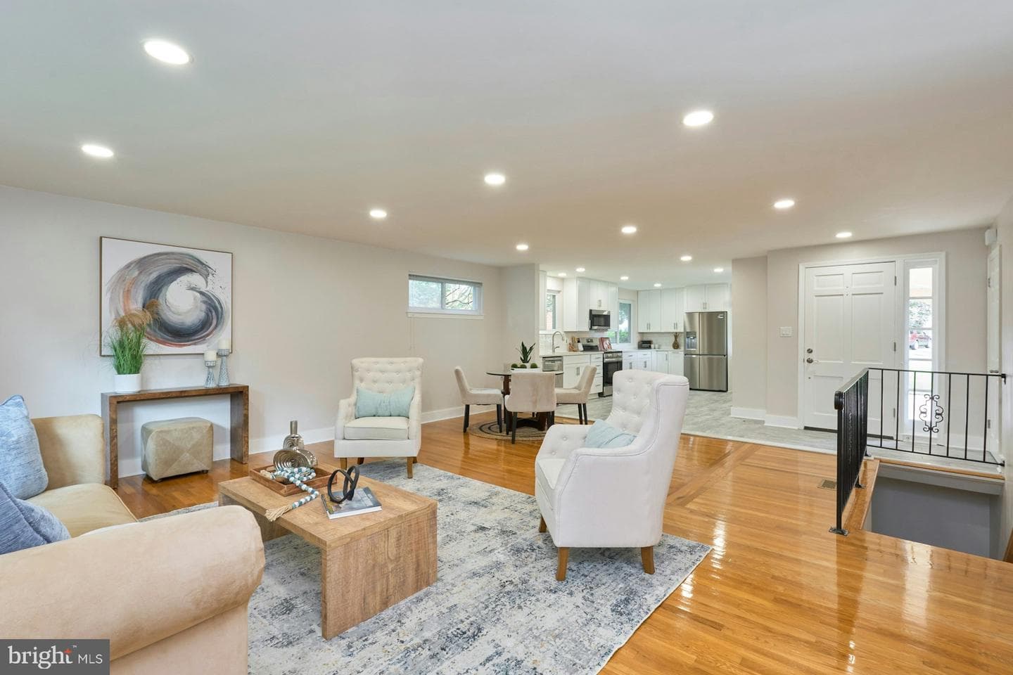 5010 Gainsborough Drive photo 11