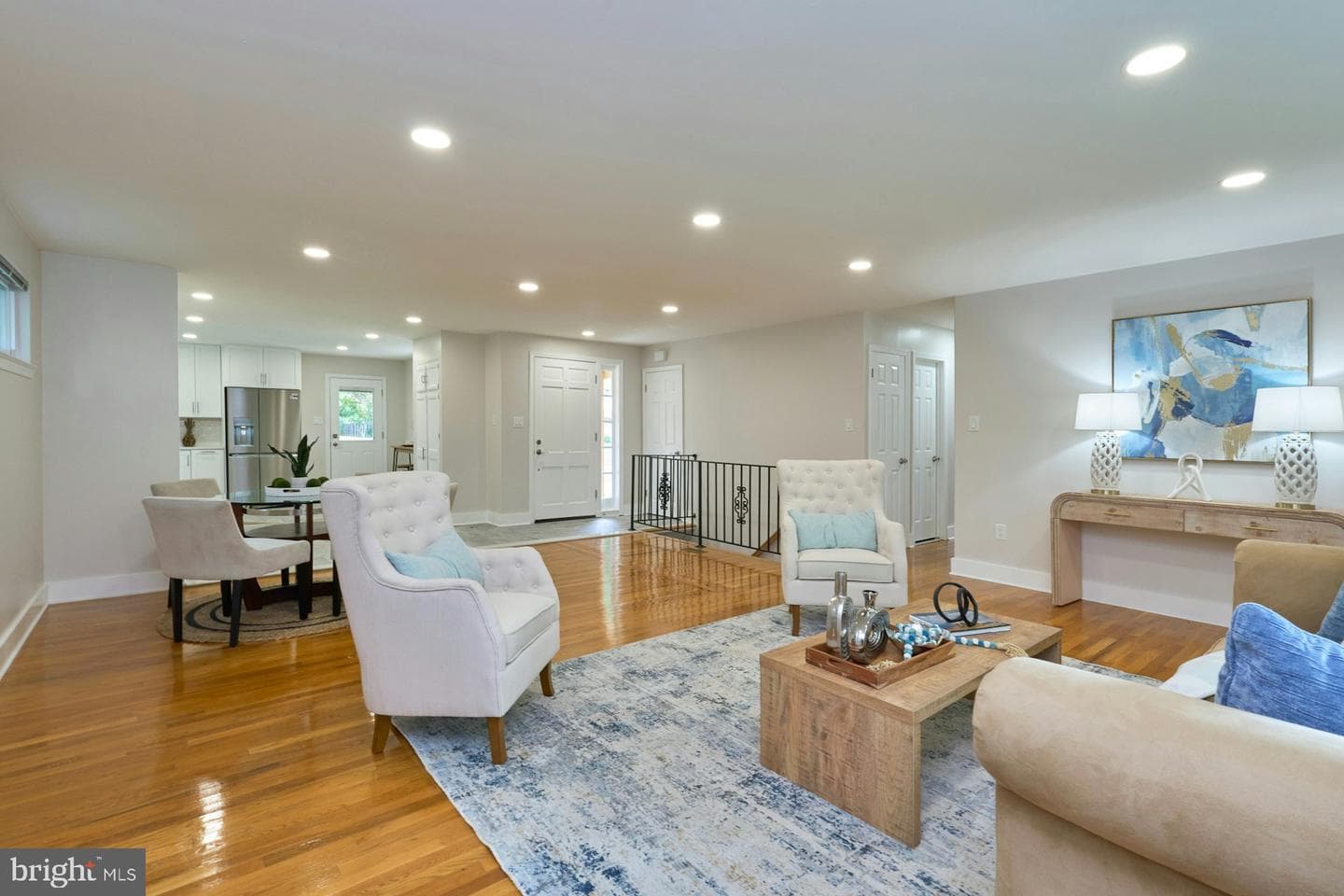 5010 Gainsborough Drive photo 12