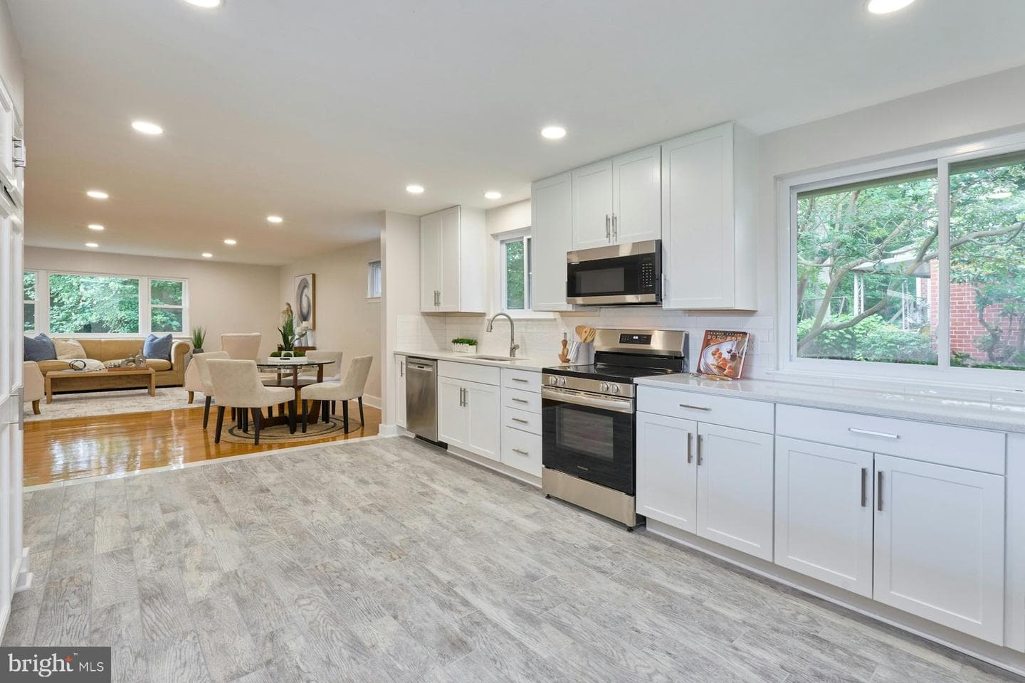 5010 Gainsborough Drive photo 14