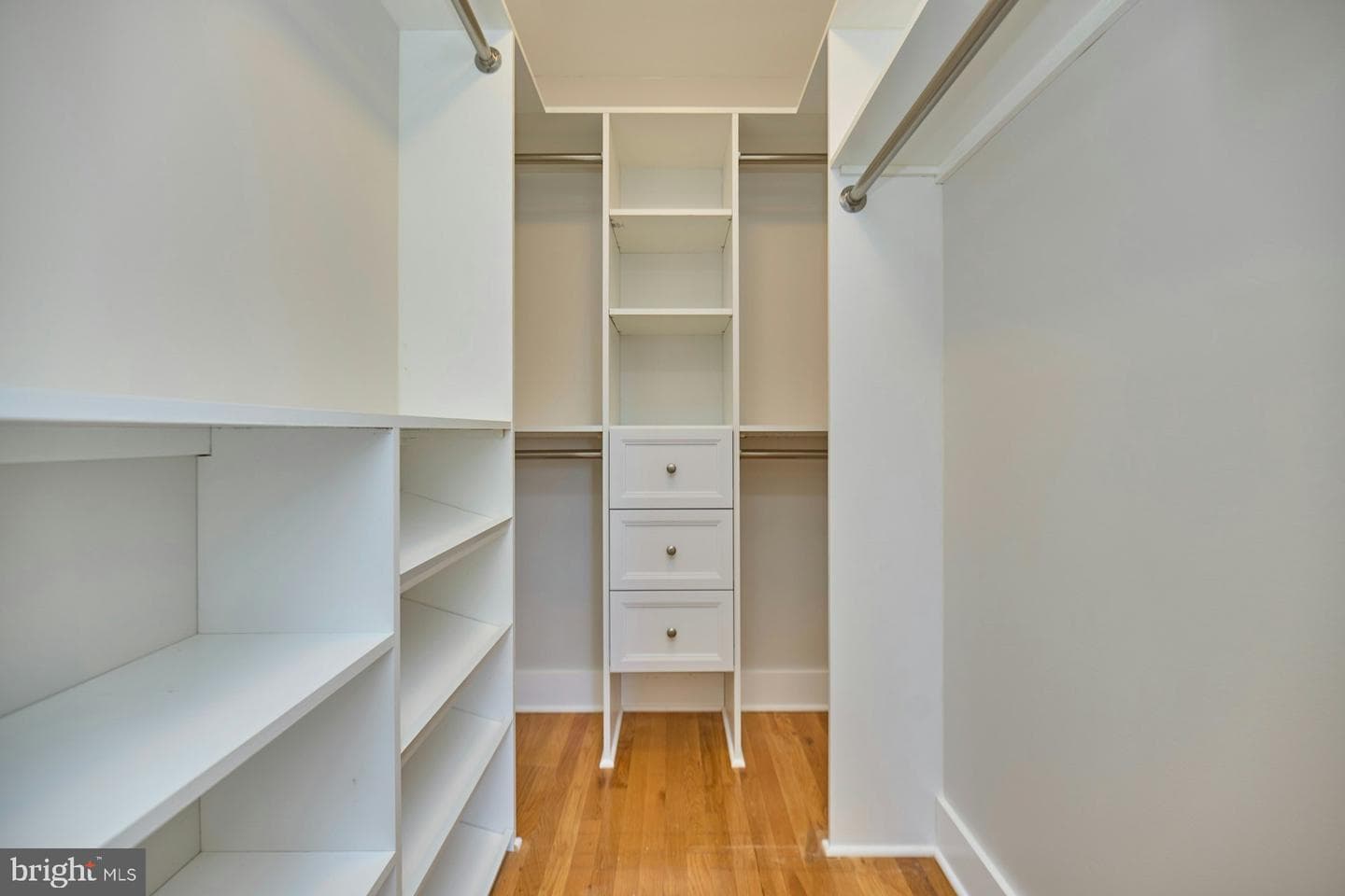 5010 Gainsborough Drive photo 21