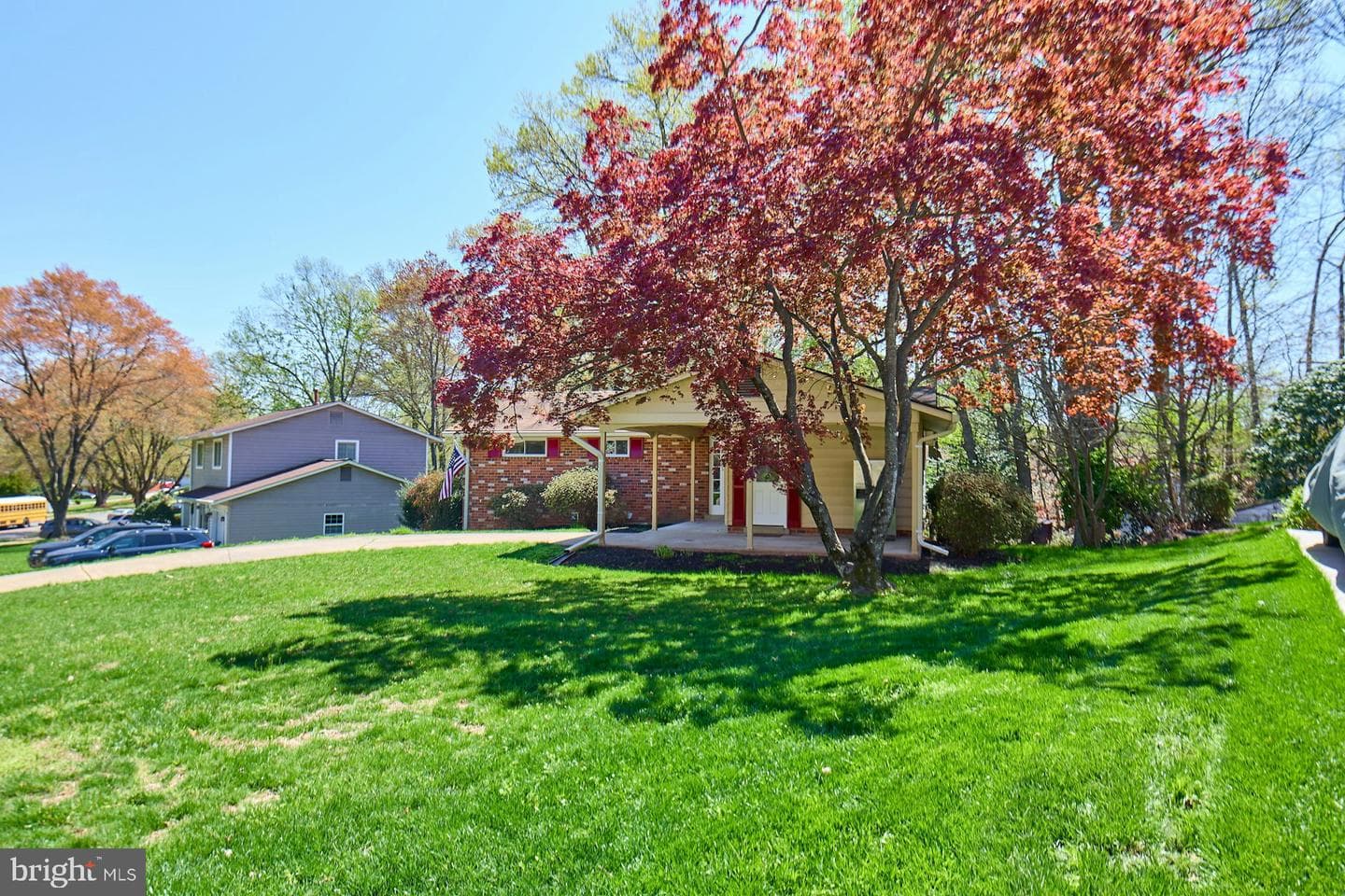 5010 Gainsborough Drive photo 3