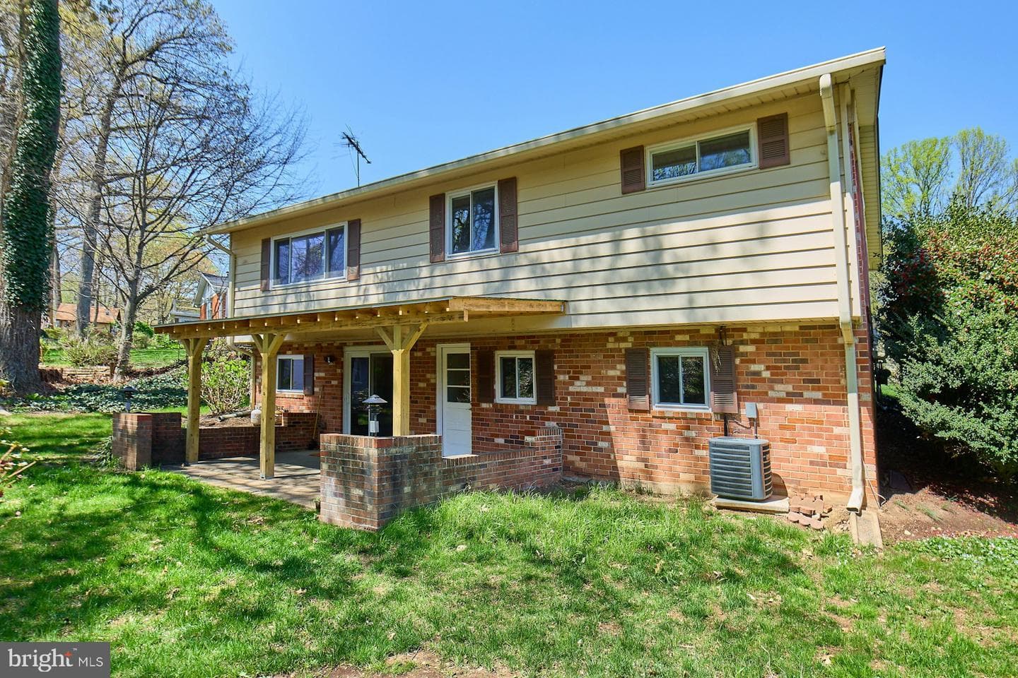 5010 Gainsborough Drive photo 38
