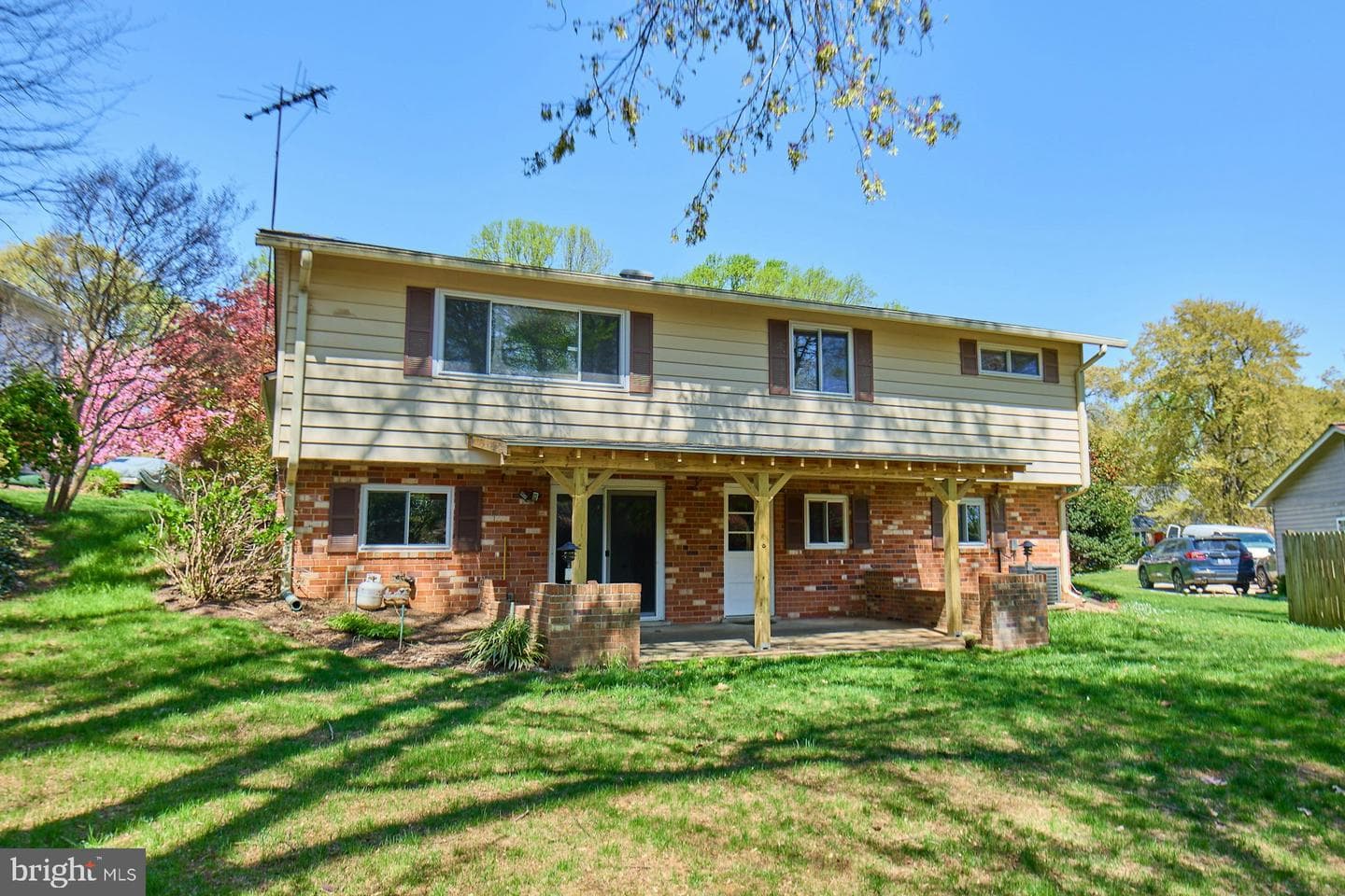 5010 Gainsborough Drive photo 41