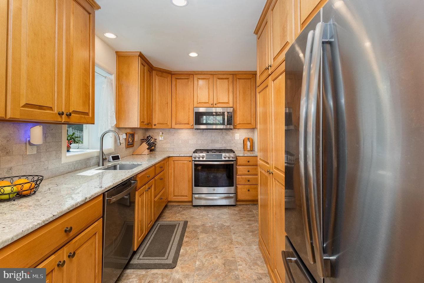 6324 Anneliese Drive photo 2