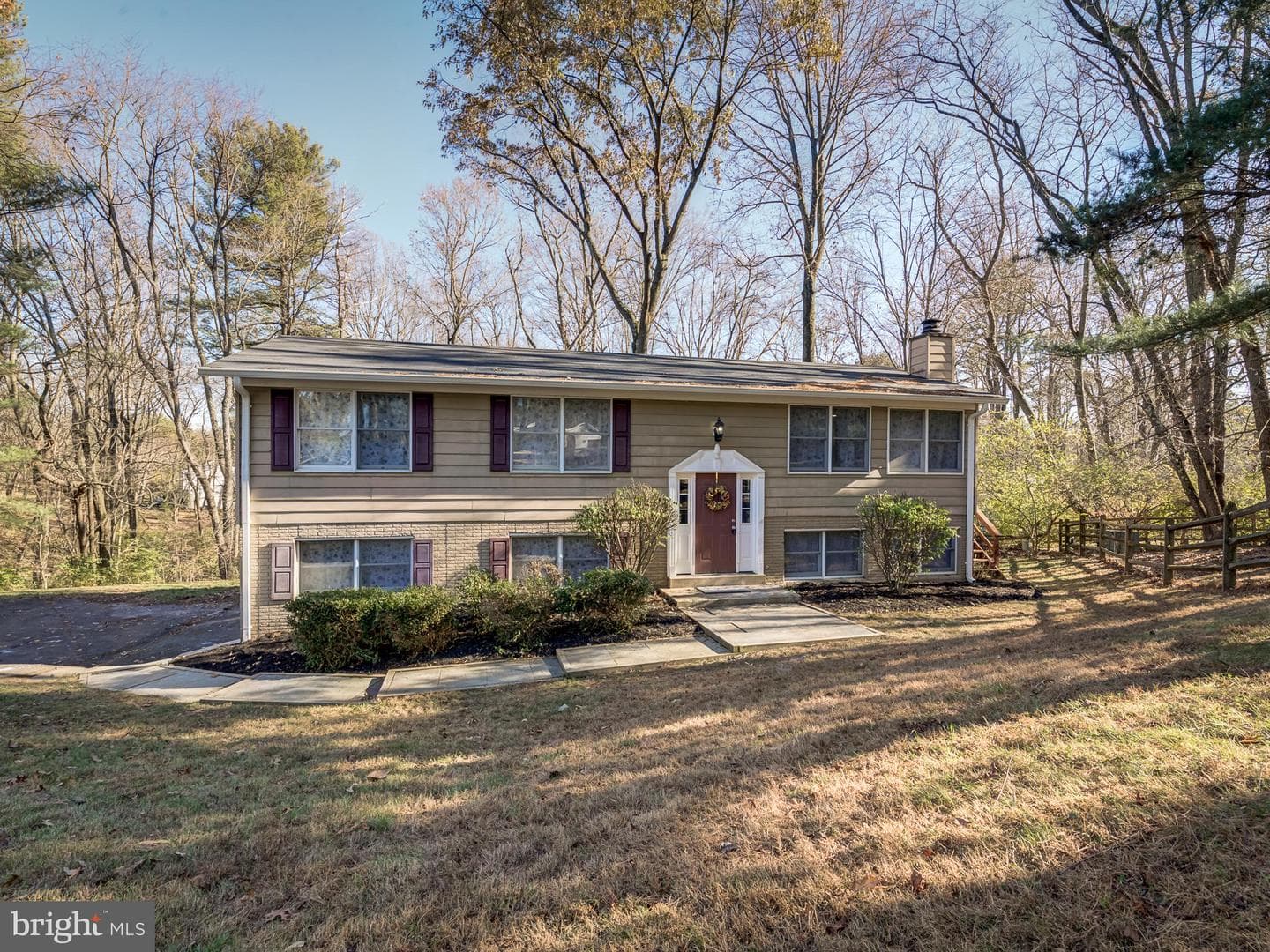 10814 Oldfield Drive photo 2