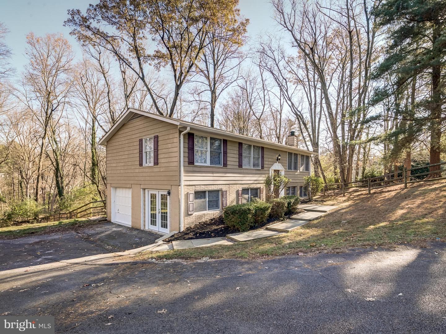 10814 Oldfield Drive photo 5