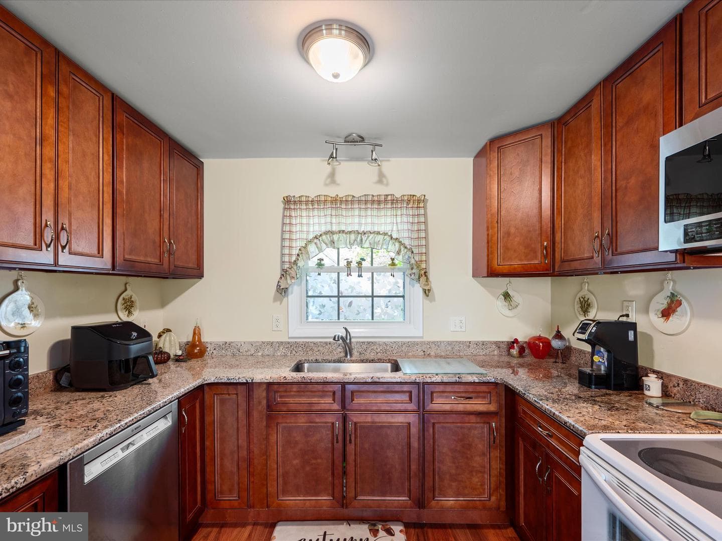 13107 Melville Lane photo 21