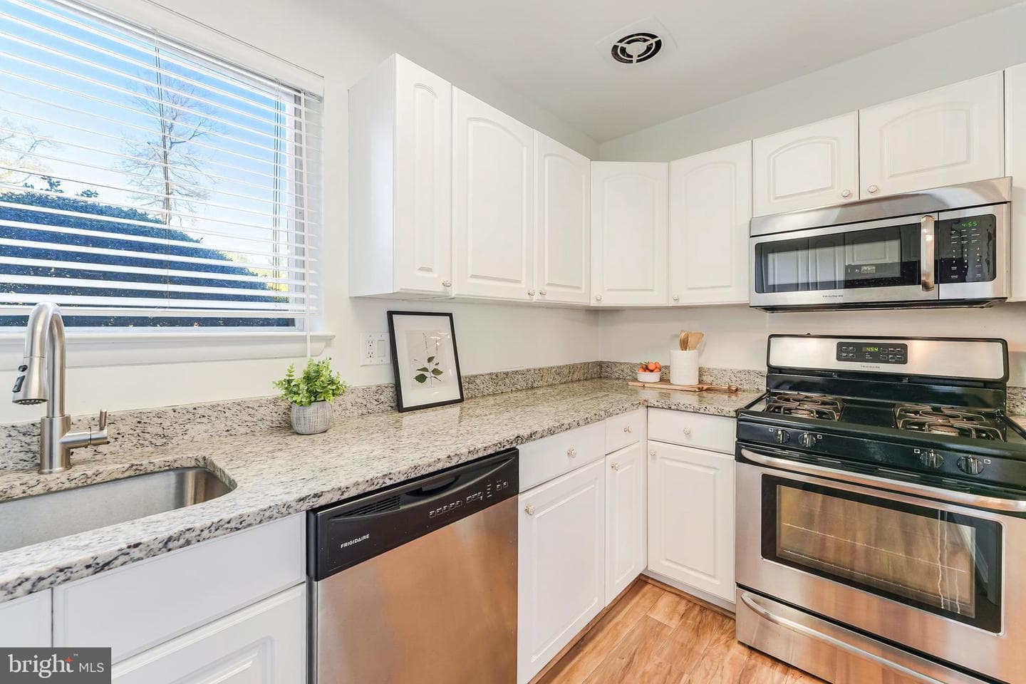 11622 Vantage Hill Road #12b photo 15
