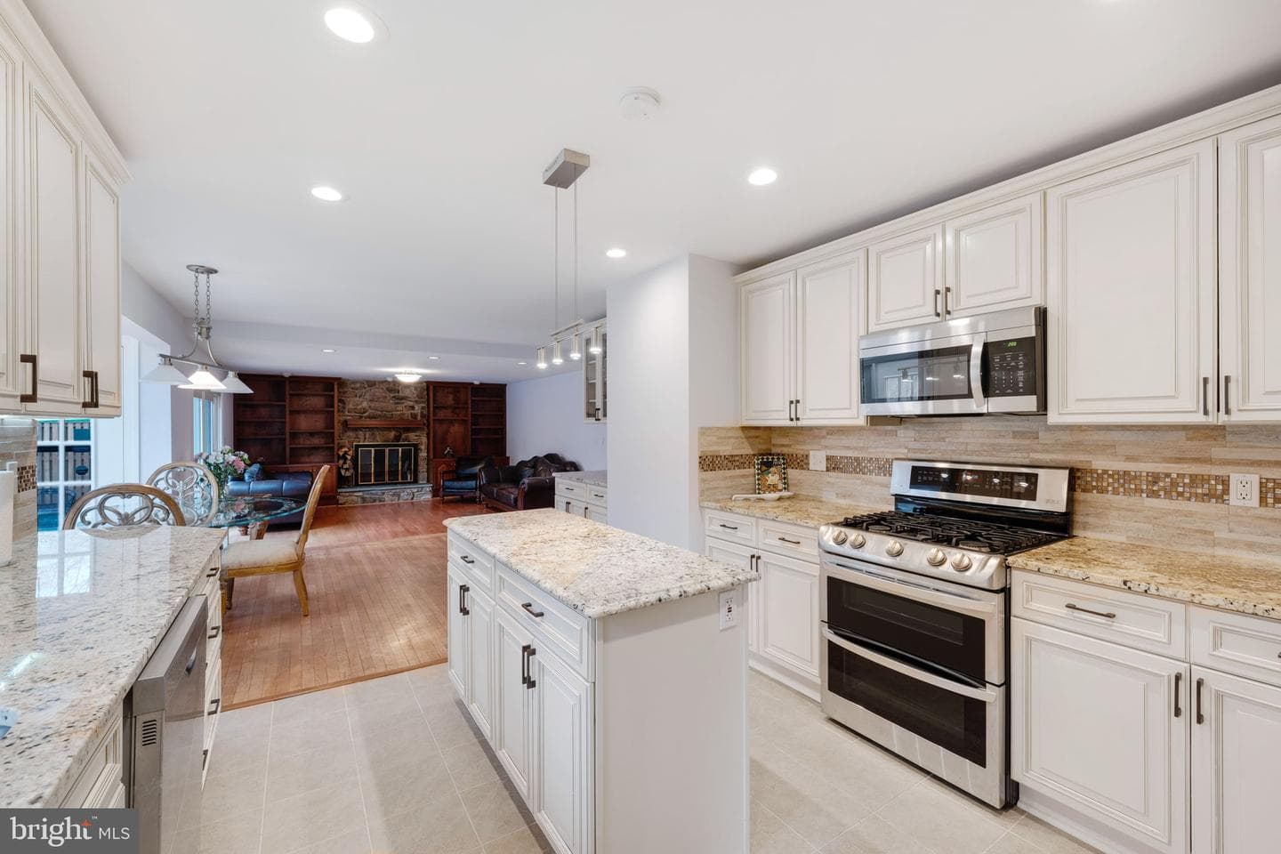 7605 Timberly Court photo 14