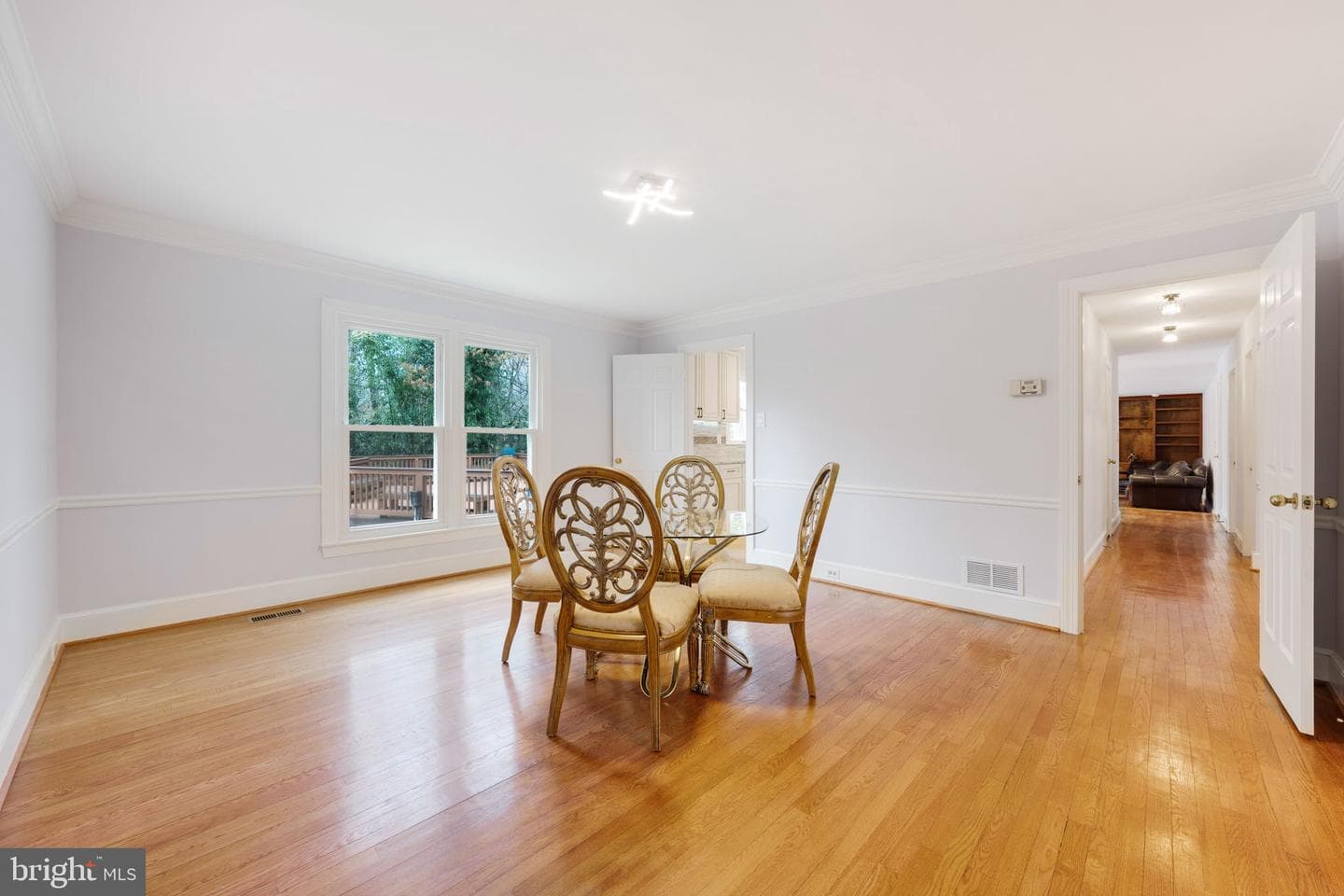 7605 Timberly Court photo 9