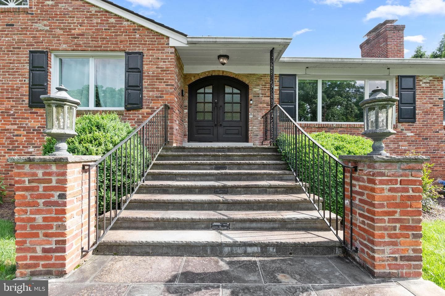8815 Southwick Street photo 2