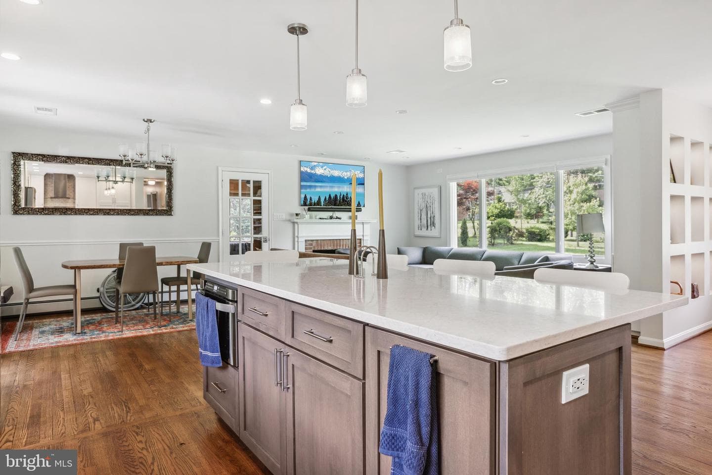 8815 Southwick Street photo 23