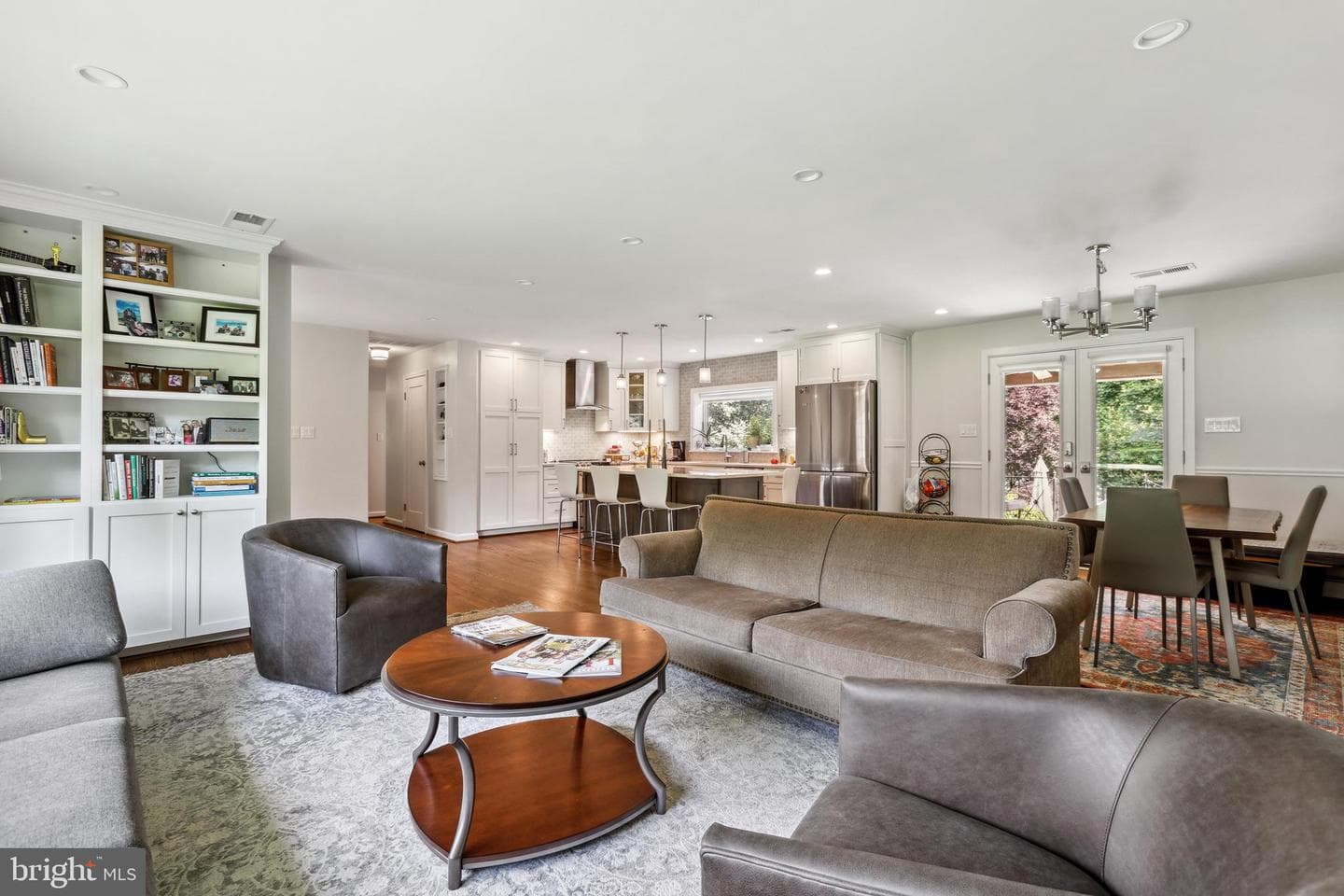 8815 Southwick Street photo 30