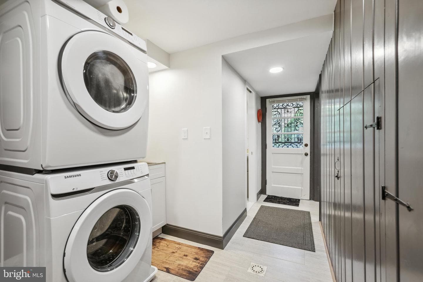 8815 Southwick Street photo 40