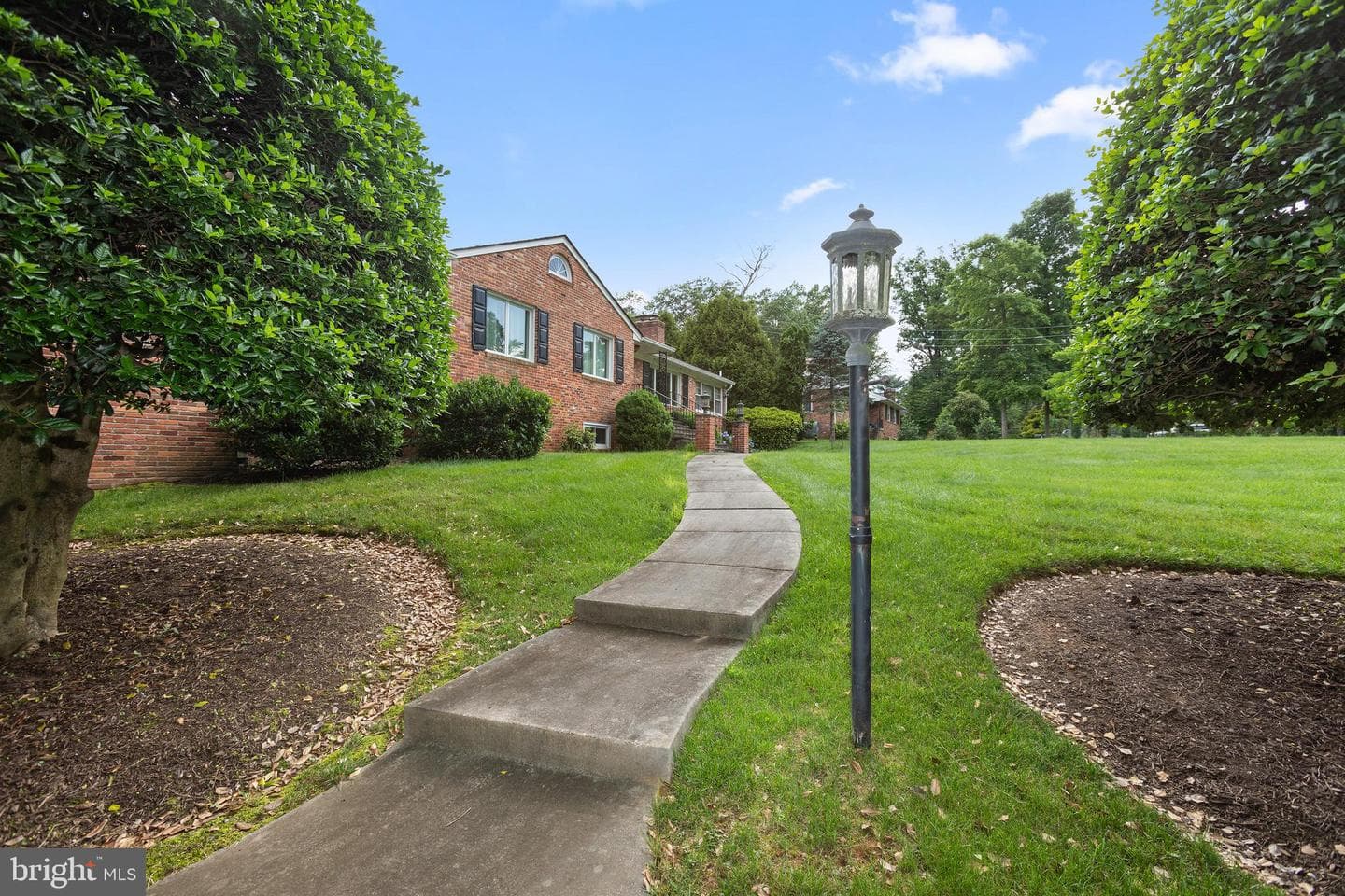 8815 Southwick Street photo 47