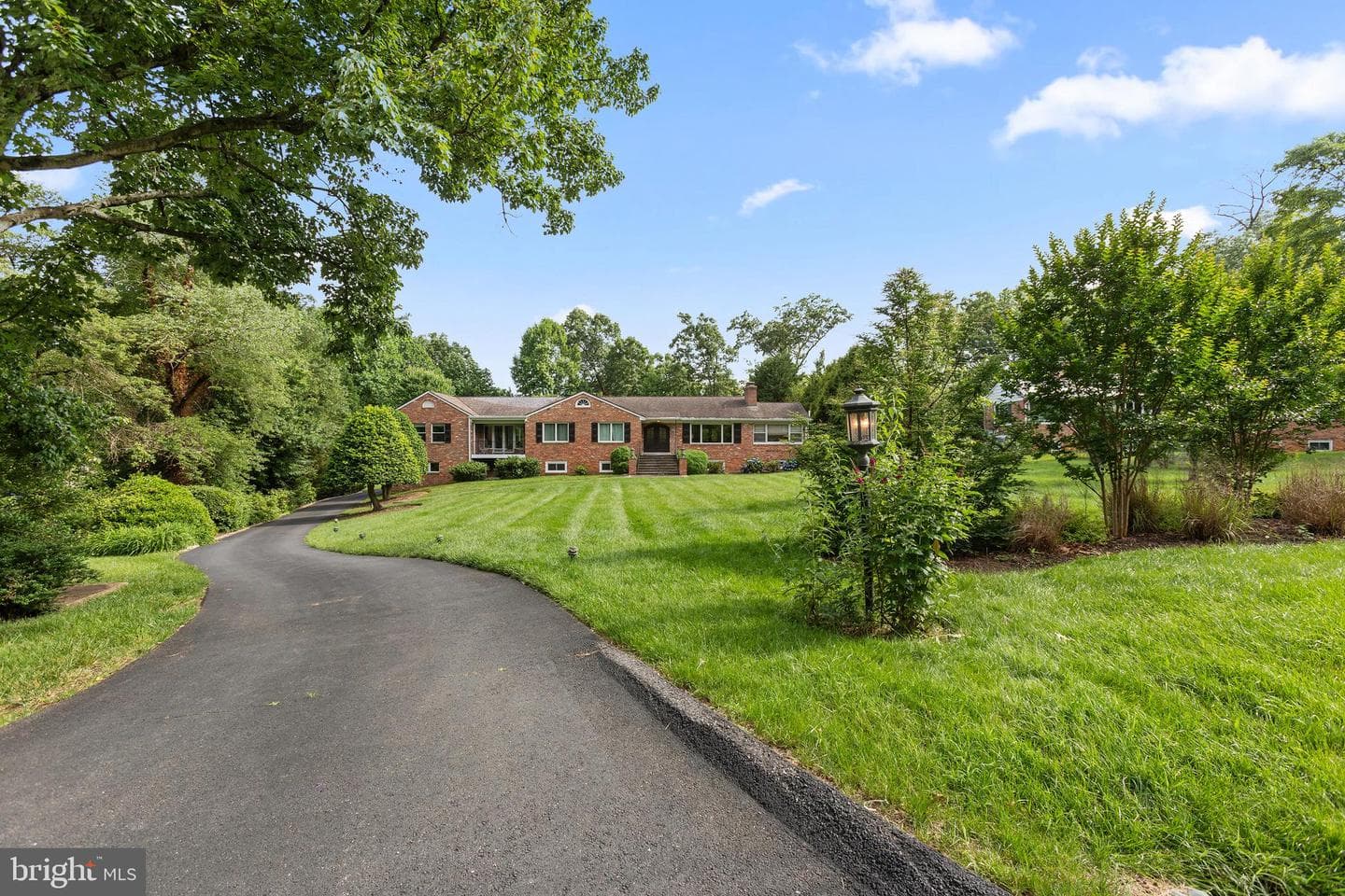 8815 Southwick Street photo 48