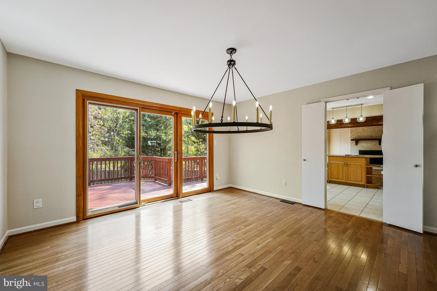 6719 Pine Creek Court photo 8