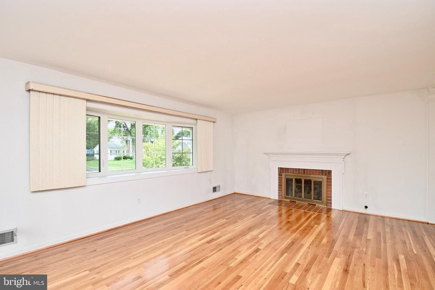 5712 Marble Arch Way photo 3