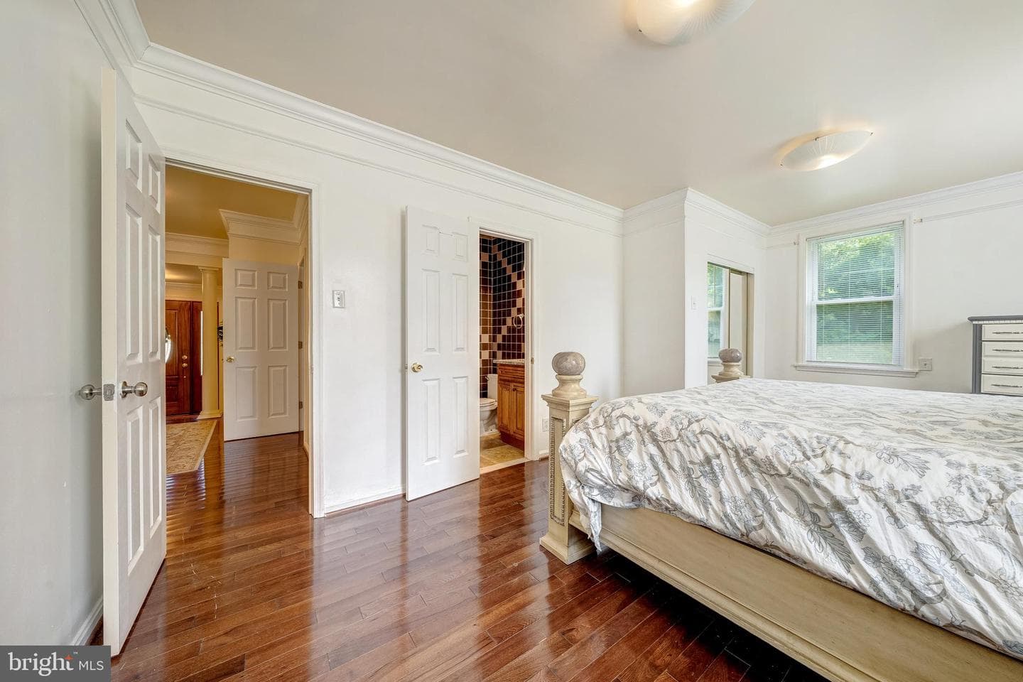 2231 Williams Avenue photo 16