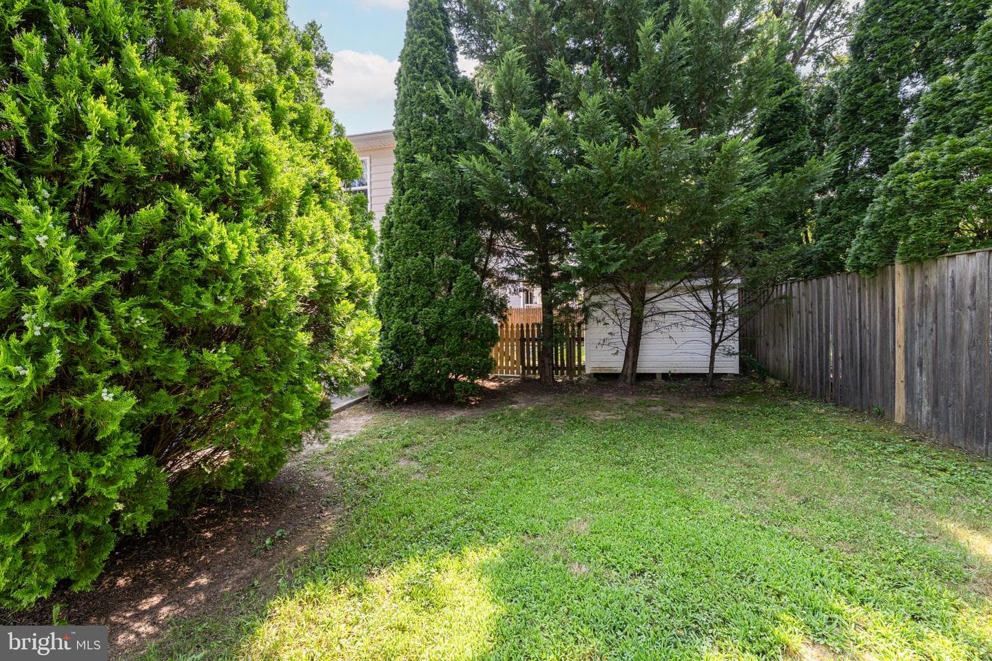 2231 Williams Avenue photo 30