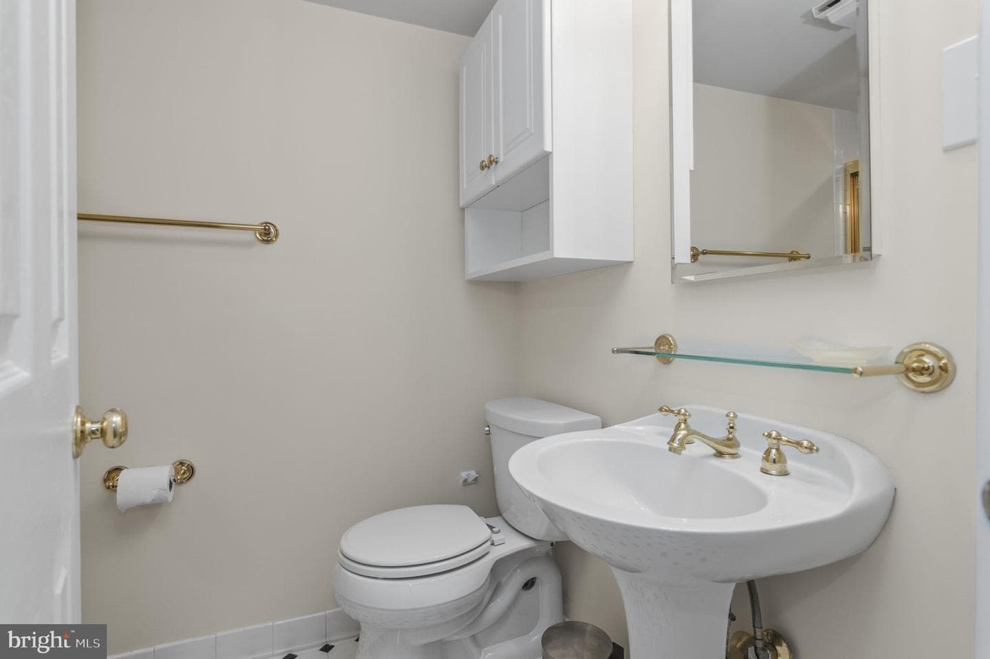 8910 Captains Row photo 41