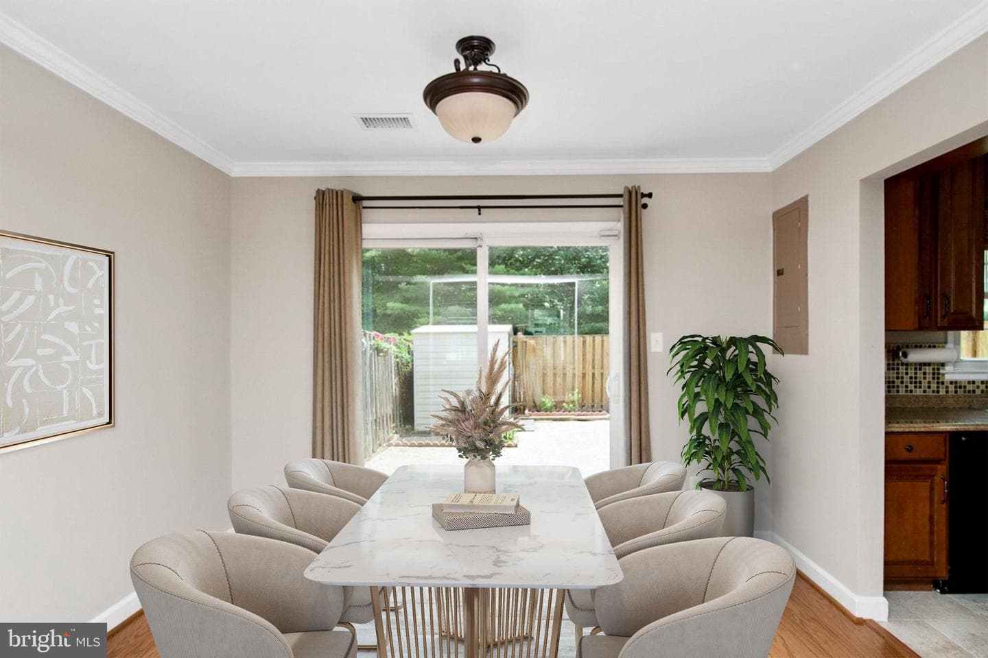 7726 Matisse Way photo 10