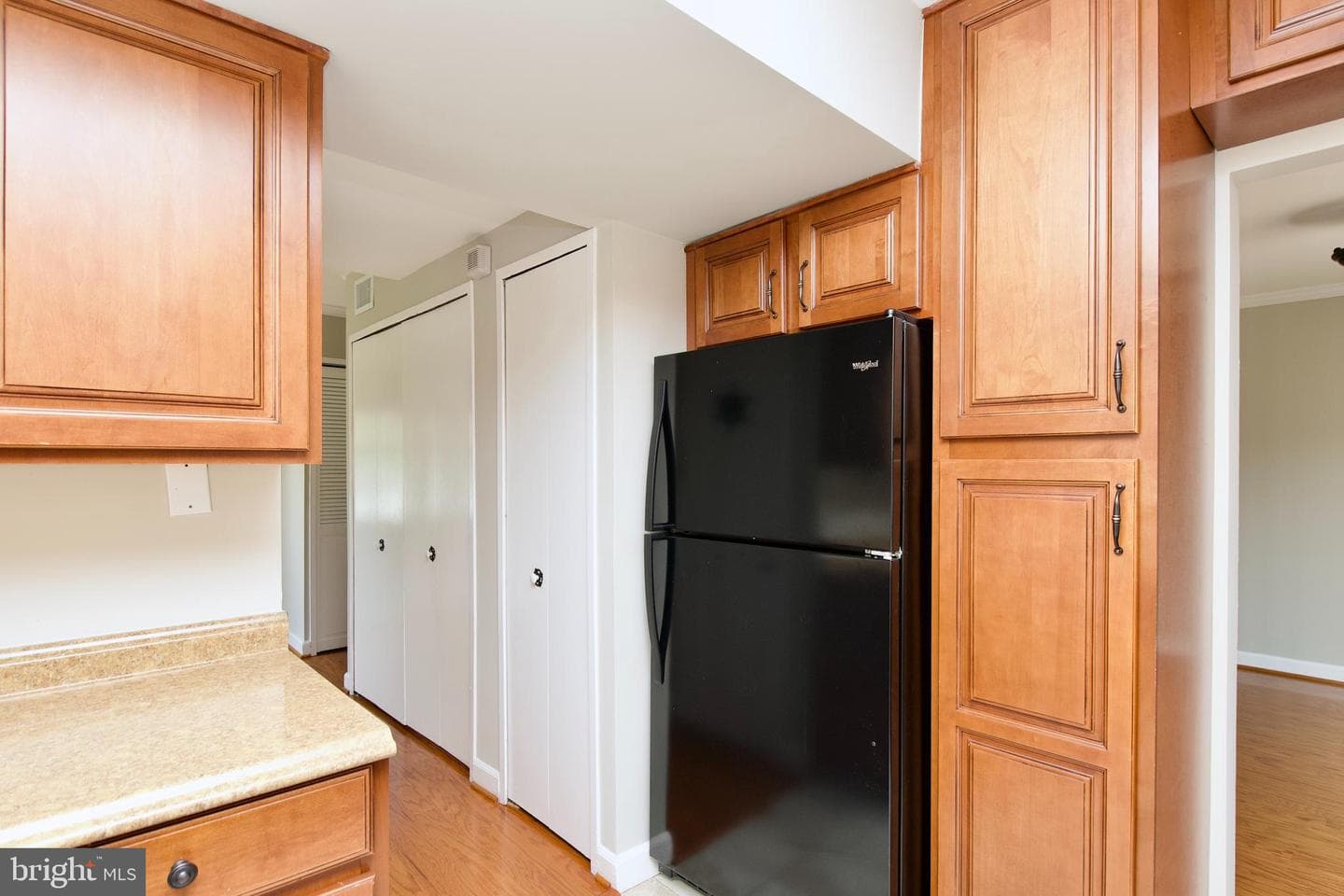 7726 Matisse Way photo 15