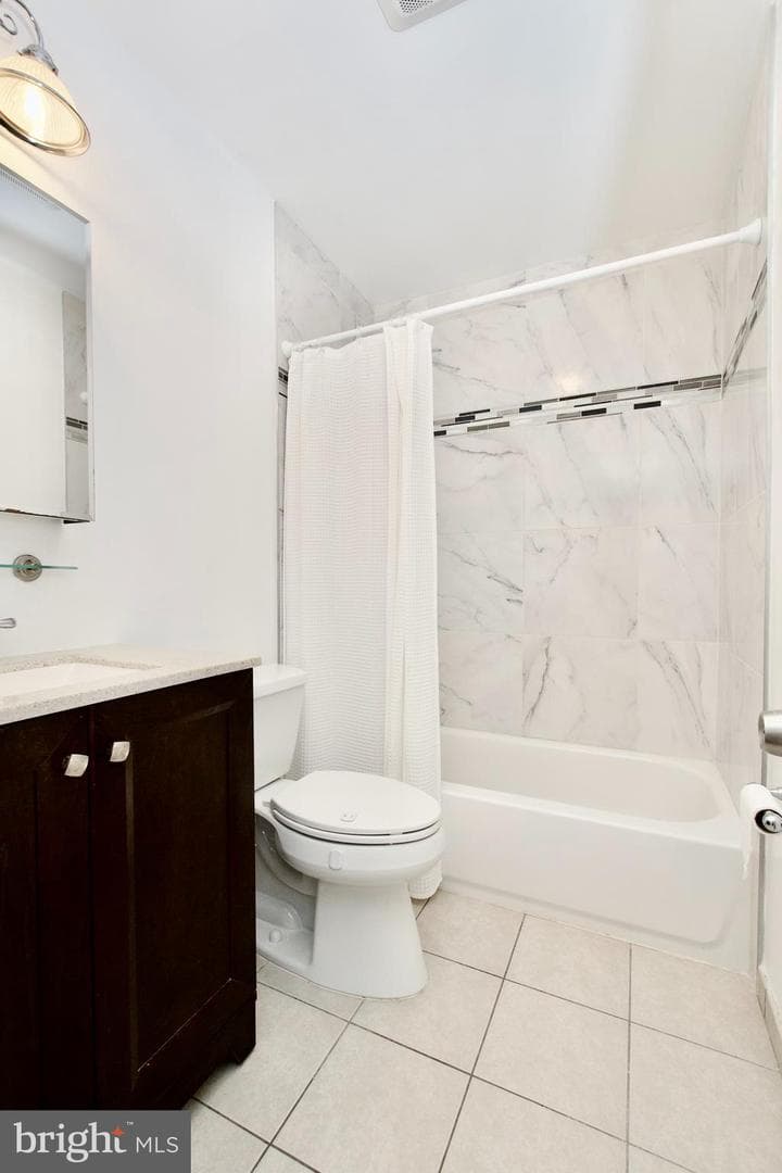 7726 Matisse Way photo 21